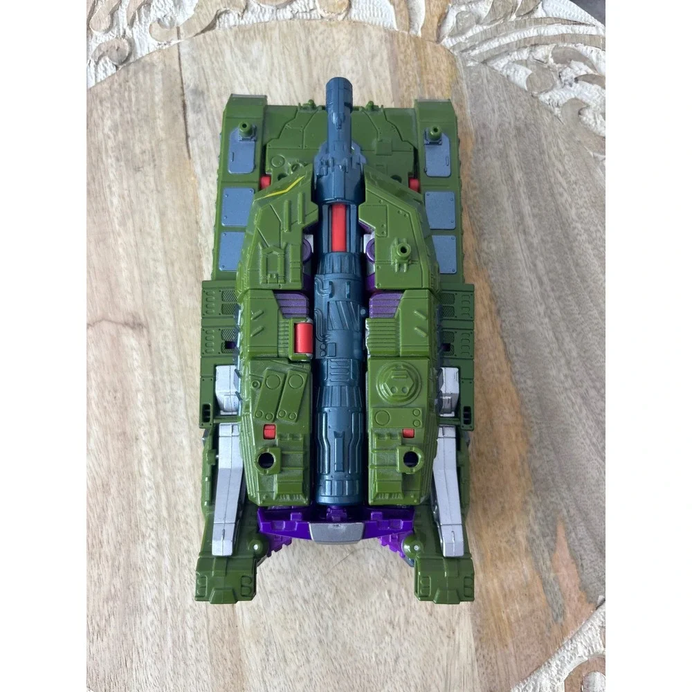 Transformers Legacy Evolution‎ Comic Universe Tarn Voyager Class Decepticon Tank